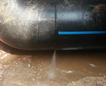 平房楼顶渗水维修公司为大家分享下平房卫生间漏水维修修补技术!